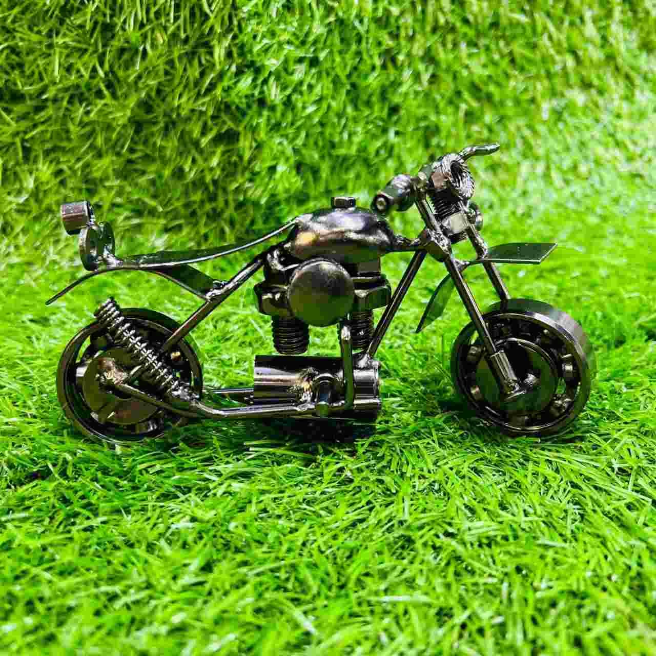 Antique Metal Decorative Bullet Bike Showpiece Office Home Decoration